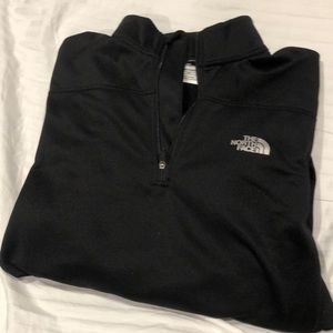 Brand new north face pull over fleece in black